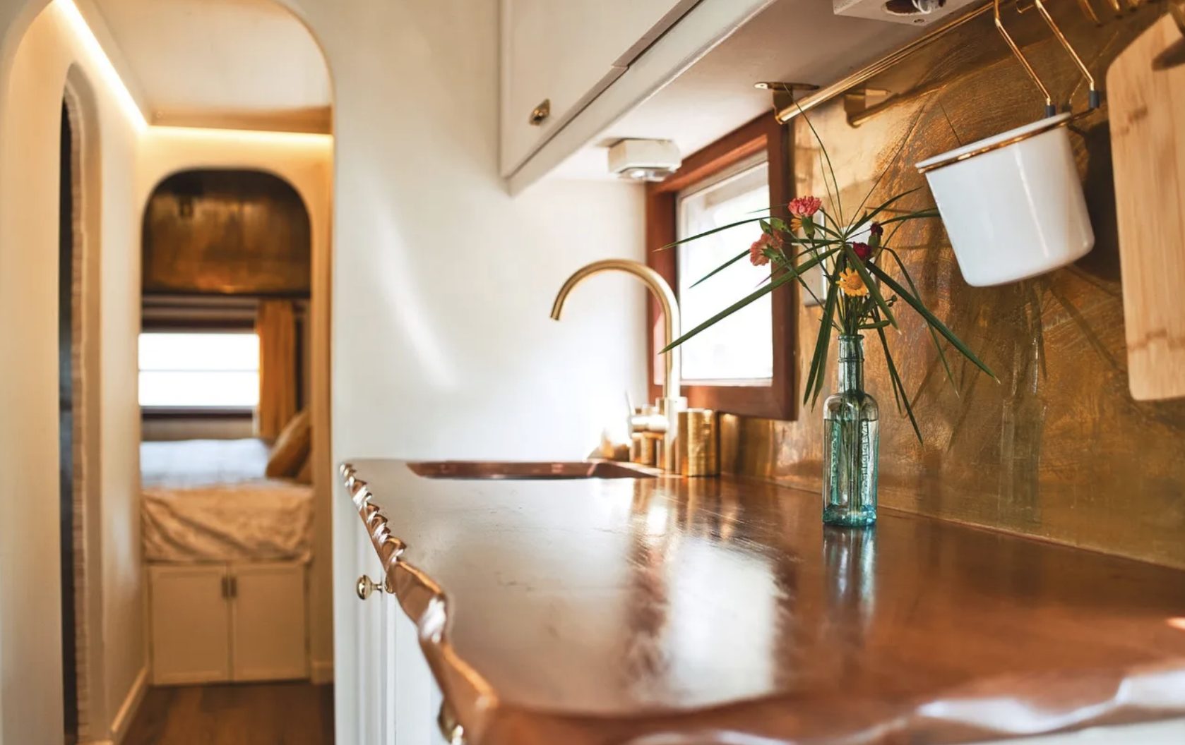 Silvia Airstream copper kitchen counter